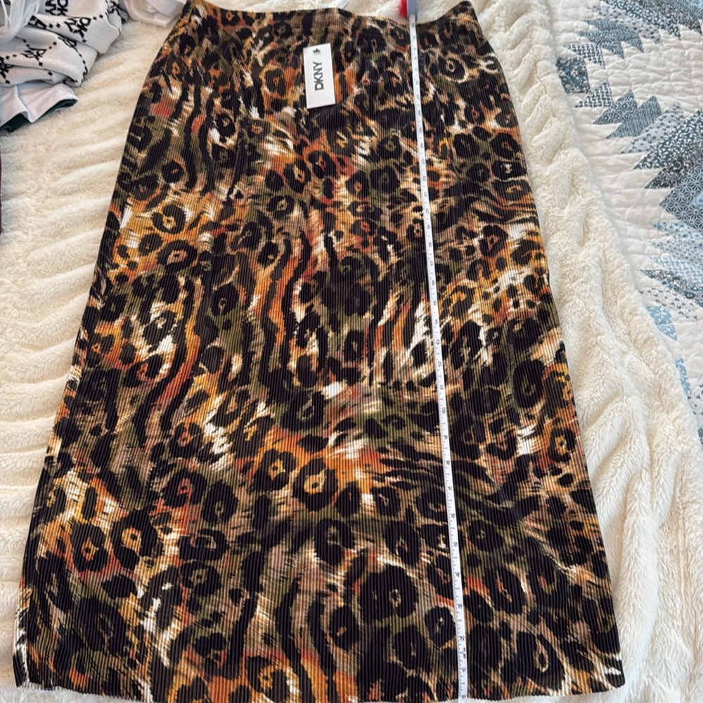DKNY Skirt - Picture 6 of 7